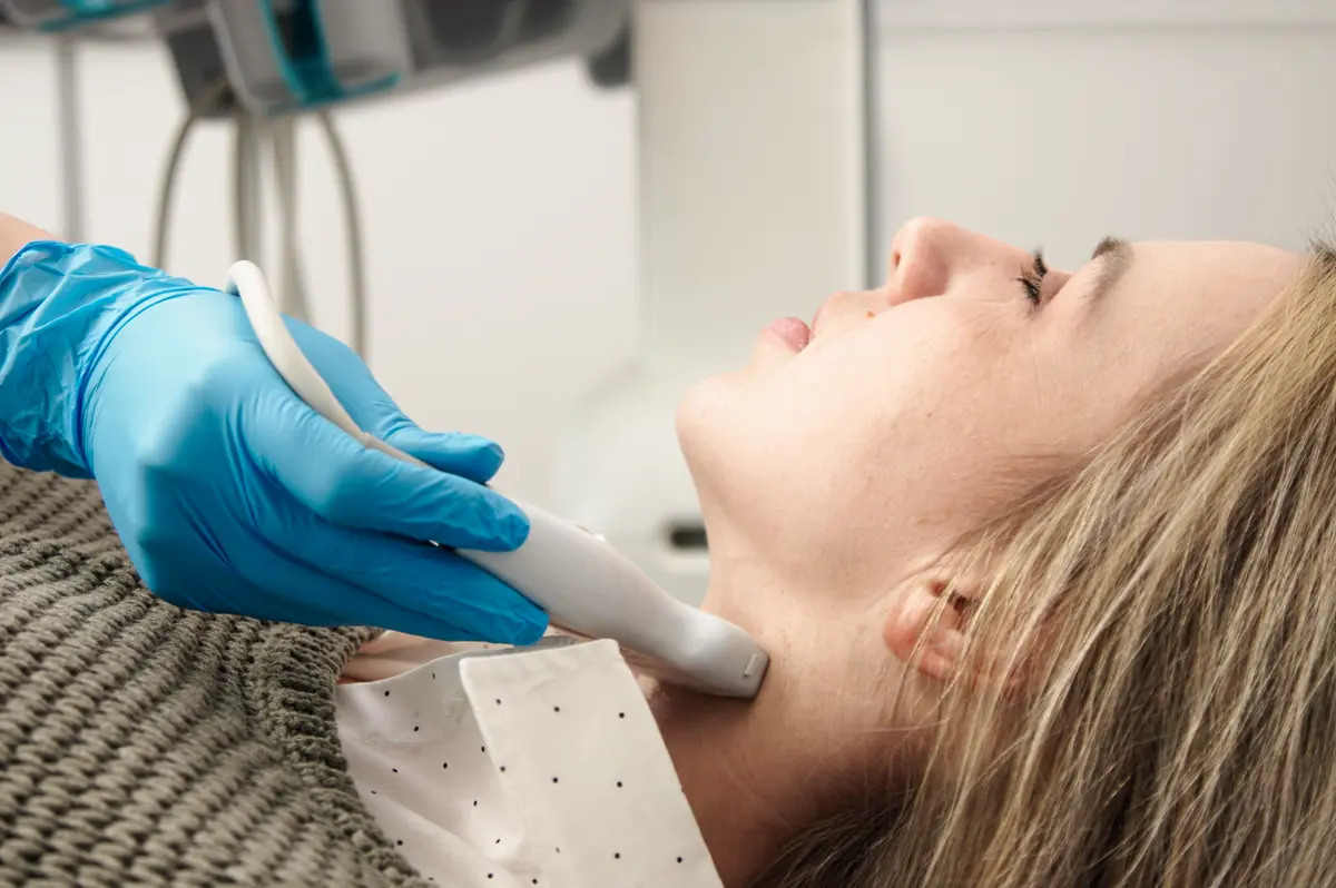 Diagnostik und Behandlung der Schilddrüse beim Internisten in Wuppertal